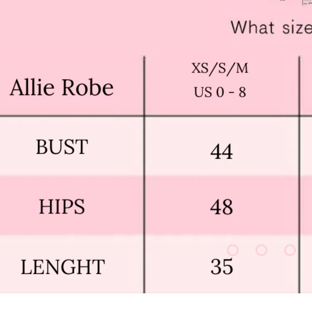 Morgan Lane Robe - Picture 4 of 6